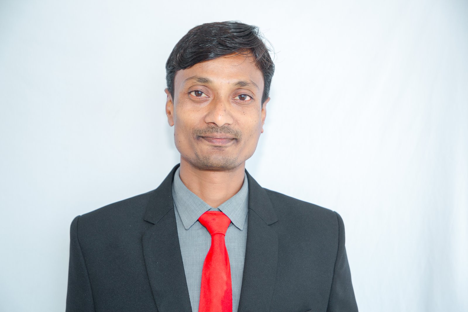 Suresh Shrirang More-TGT-Hindi-M.A.,B.P.Ed